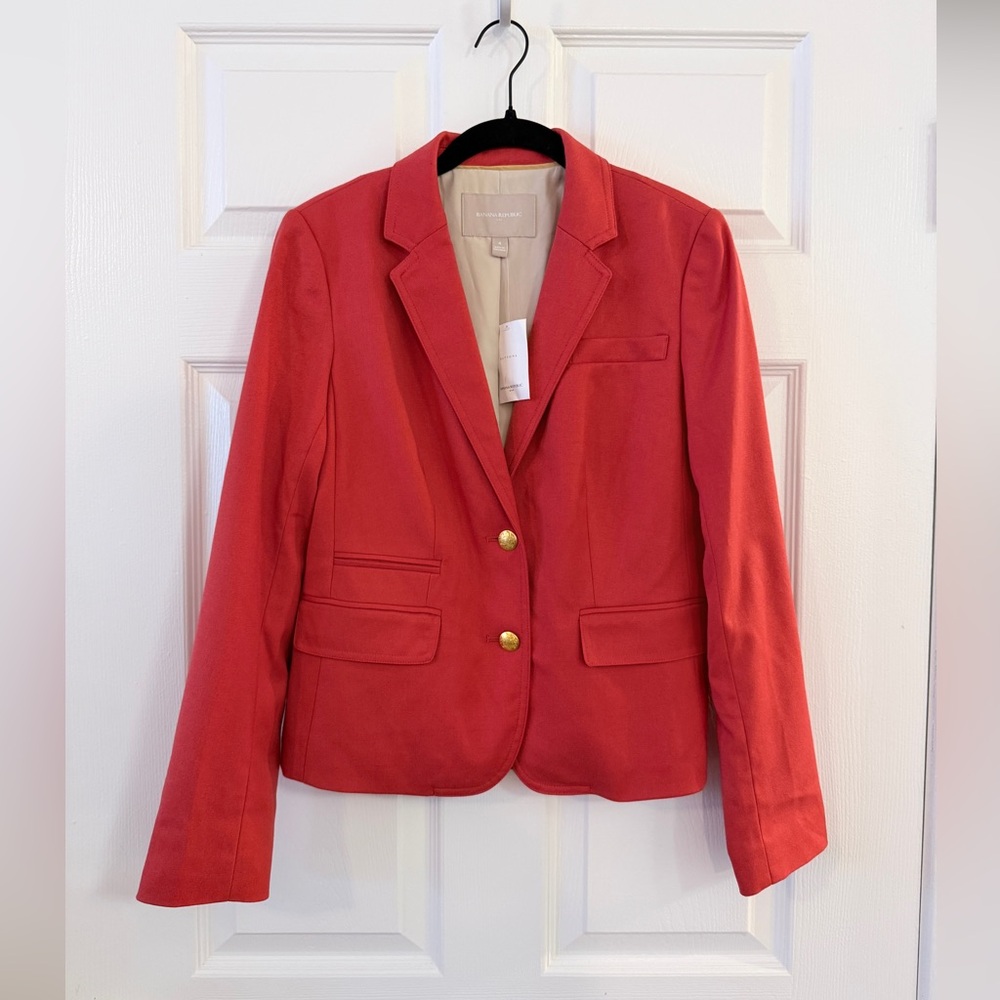 NWT Banana Republic Bright Red Blazer with Gold Buttons - Women’s 4